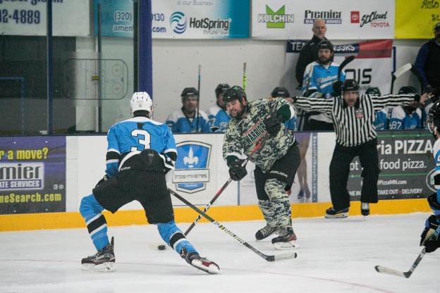 22_Blattner_MNWarriors_Hockey (109)-624x416